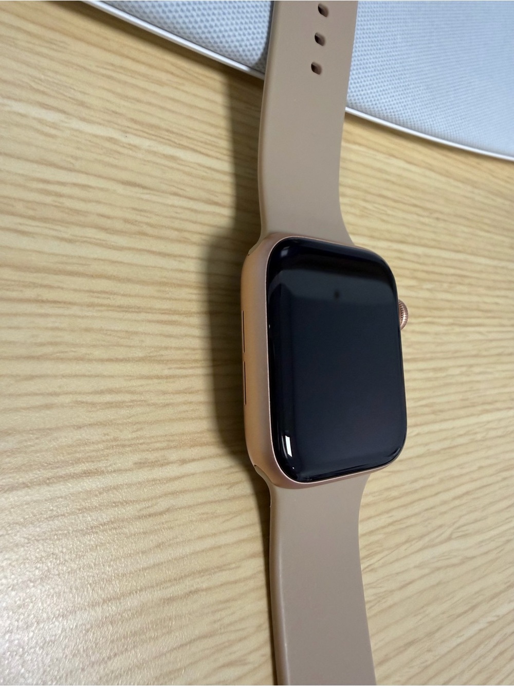 Apple Watch Series 5 44 mm Rose Gold - Picture 4 of 7